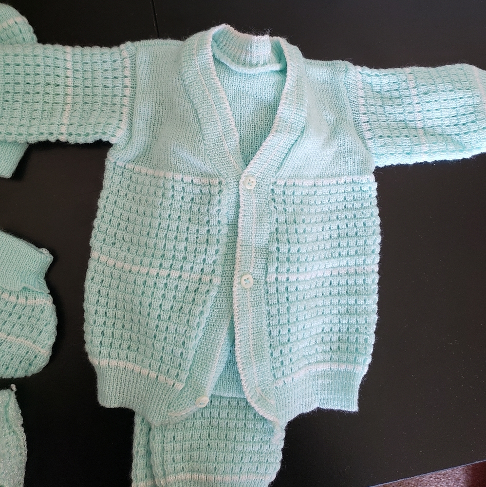 🍁Hand Knitted Set For Baby - Picture 3 of 7